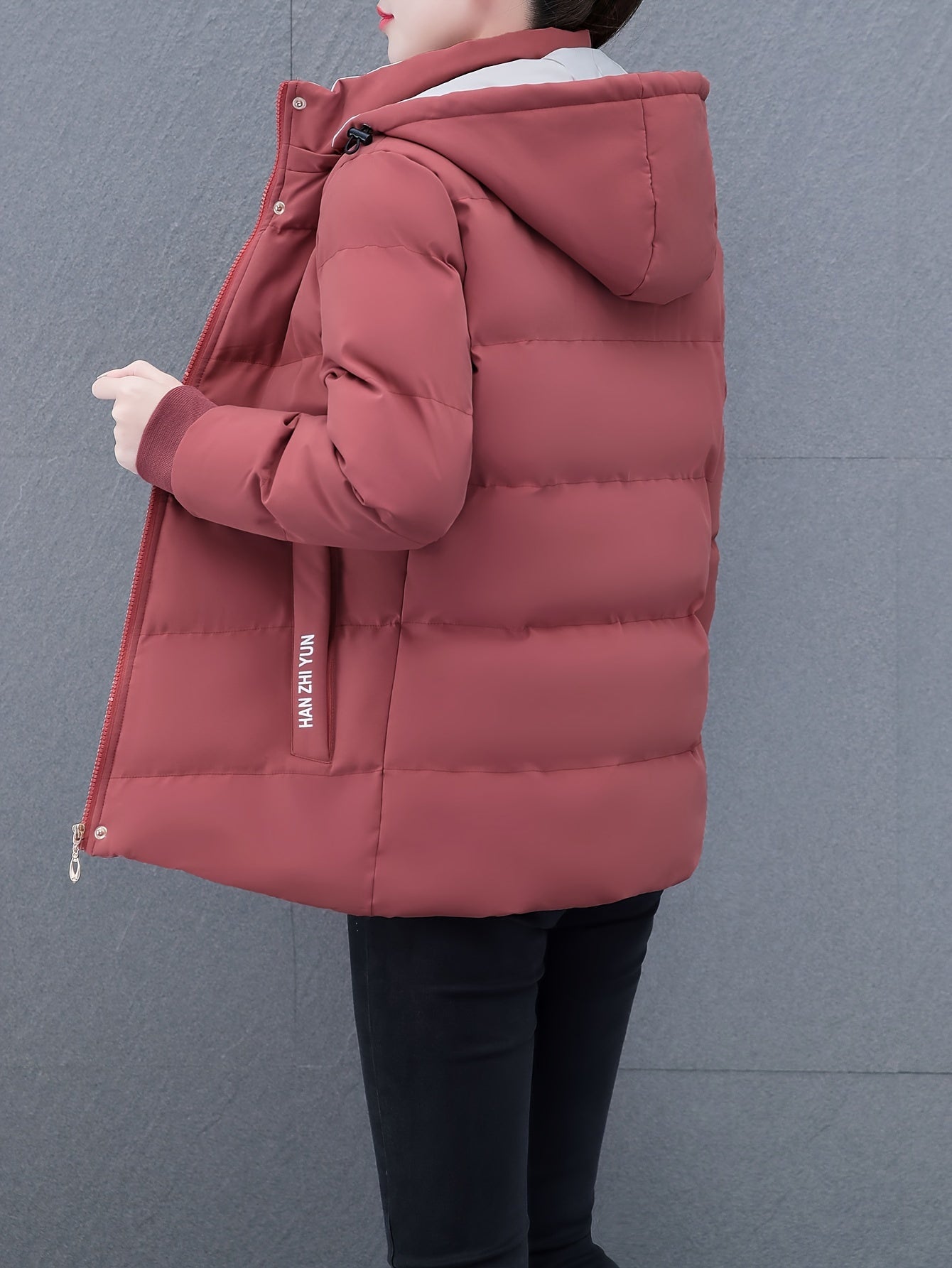 Elegant Puffer Jacket - with Zipper Front & Side Pockets, Long Sleeves