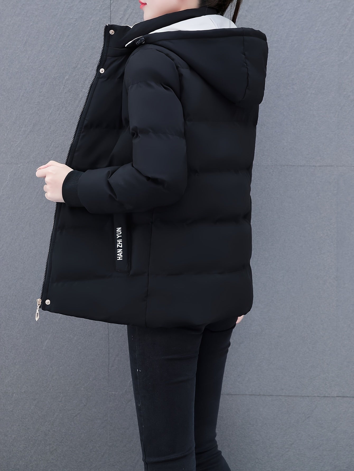 Elegant Puffer Jacket - with Zipper Front & Side Pockets, Long Sleeves