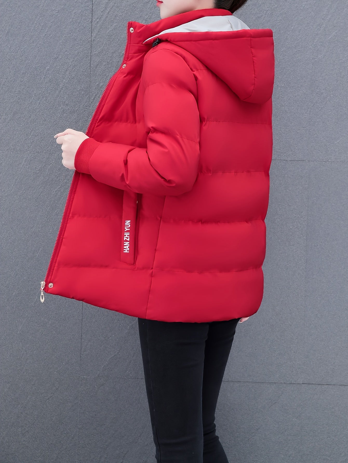 Elegant Puffer Jacket - with Zipper Front & Side Pockets, Long Sleeves